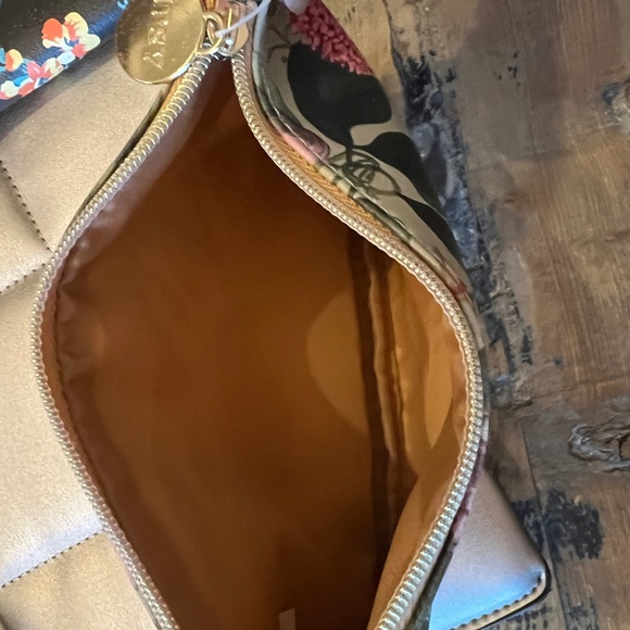 Bag & Wallet BUNDLE: TAHARI / IPSY / A NEW DAY - Picture 7 of 10